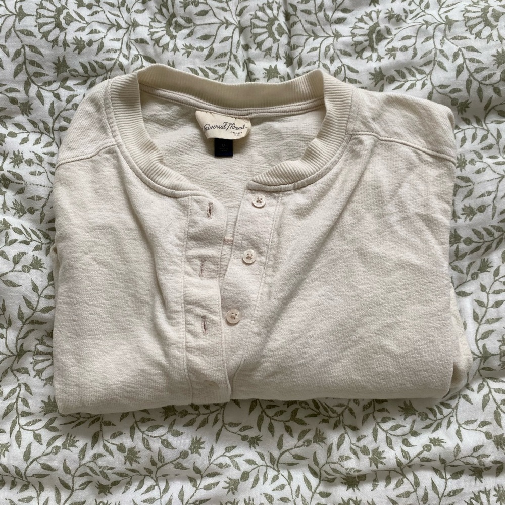 Universal Thread Cropped Henley
